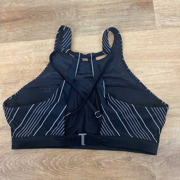 Athleta Chevron High Neck Strappy Swim Top Padded Halter Underwire Size 34 D/ DD - Picture 6 of 14